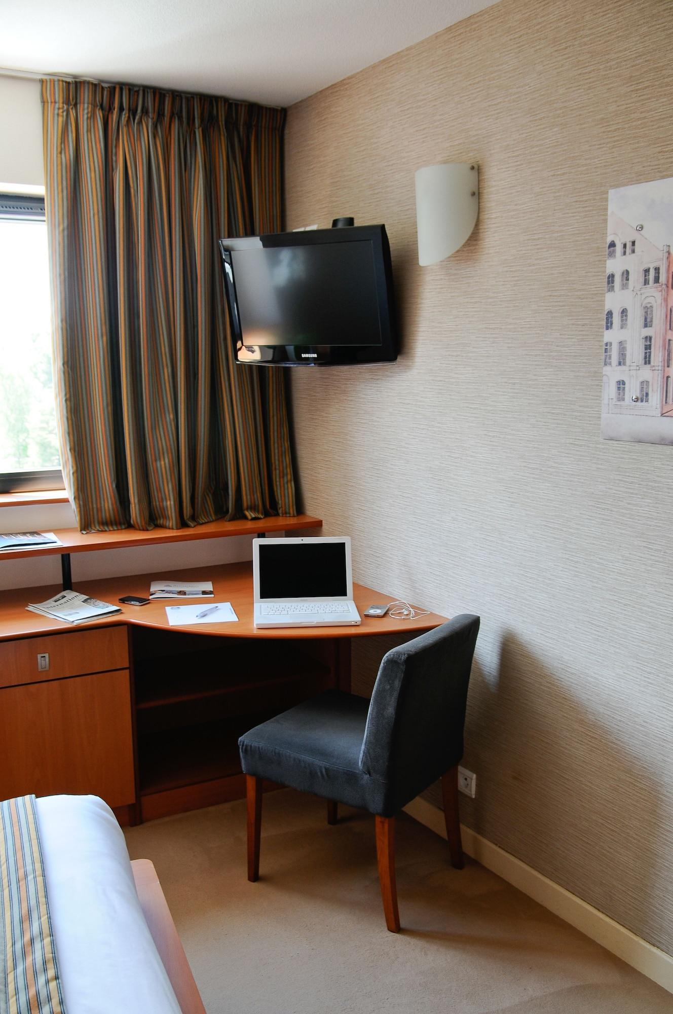 Hotel Archamps Porte Sud De Geneve Exterior photo