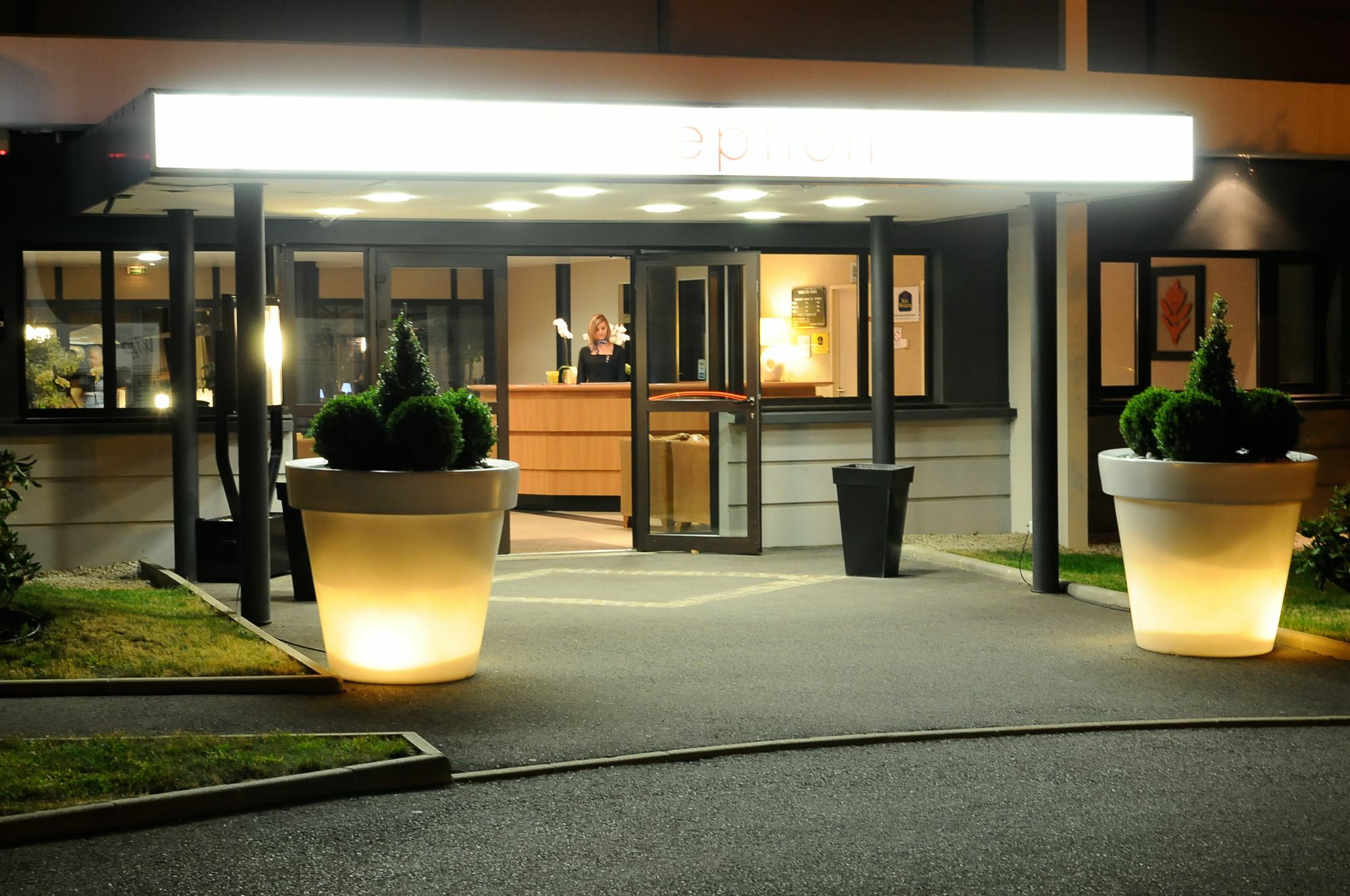 Hotel Archamps Porte Sud De Geneve Exterior photo